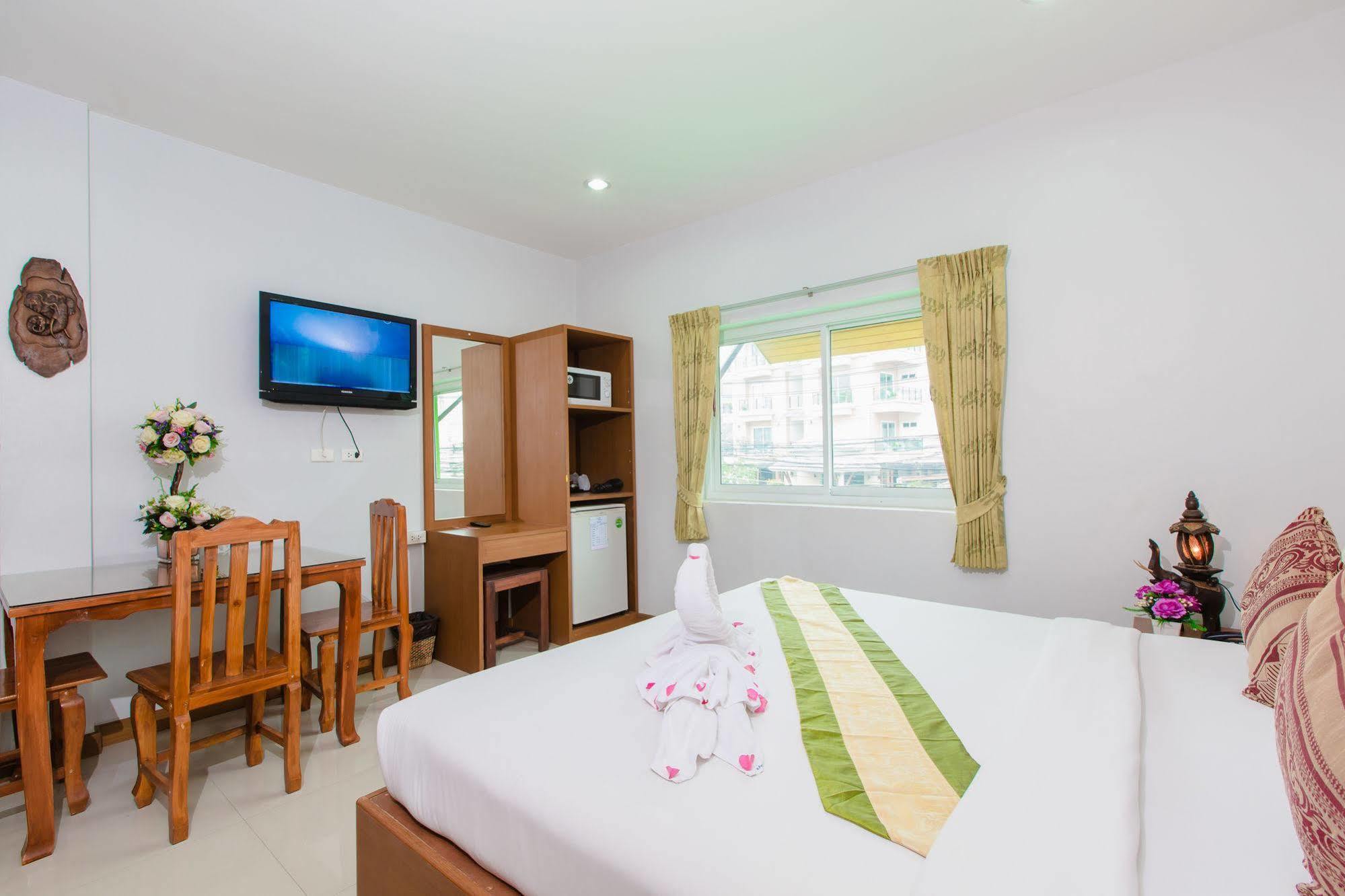 Hip Yaya Residences Patong 외부 사진
